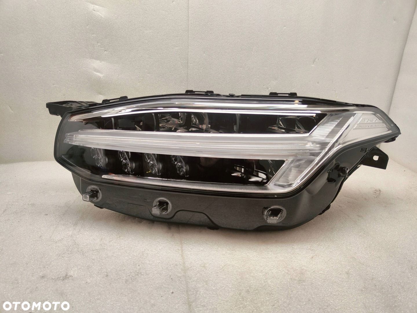Volvo XC90 XC 90 LIFT FULL LED Przód strona lewa 31468918 - 1