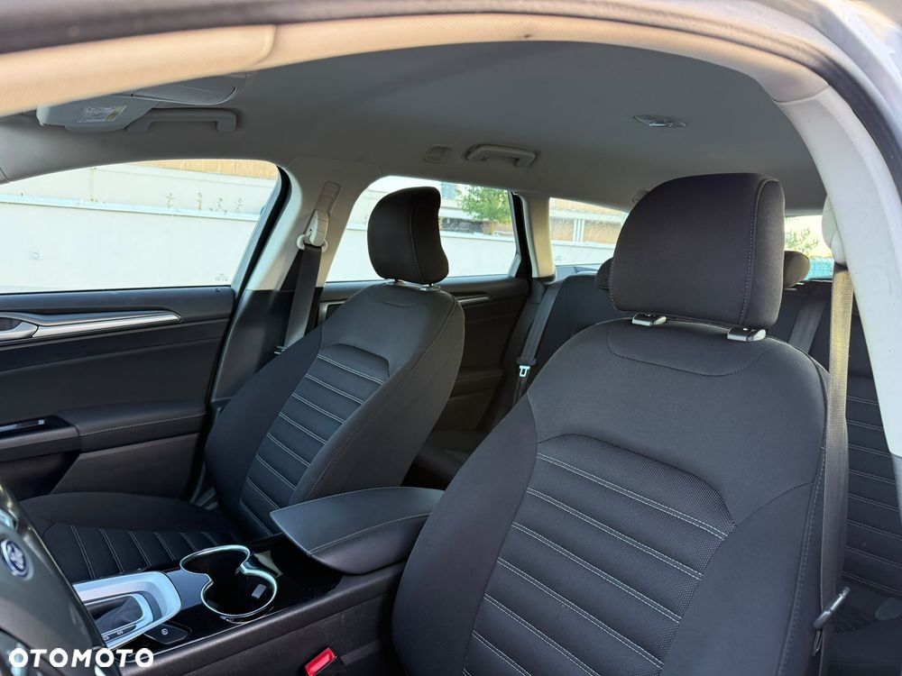Ford Mondeo - 9