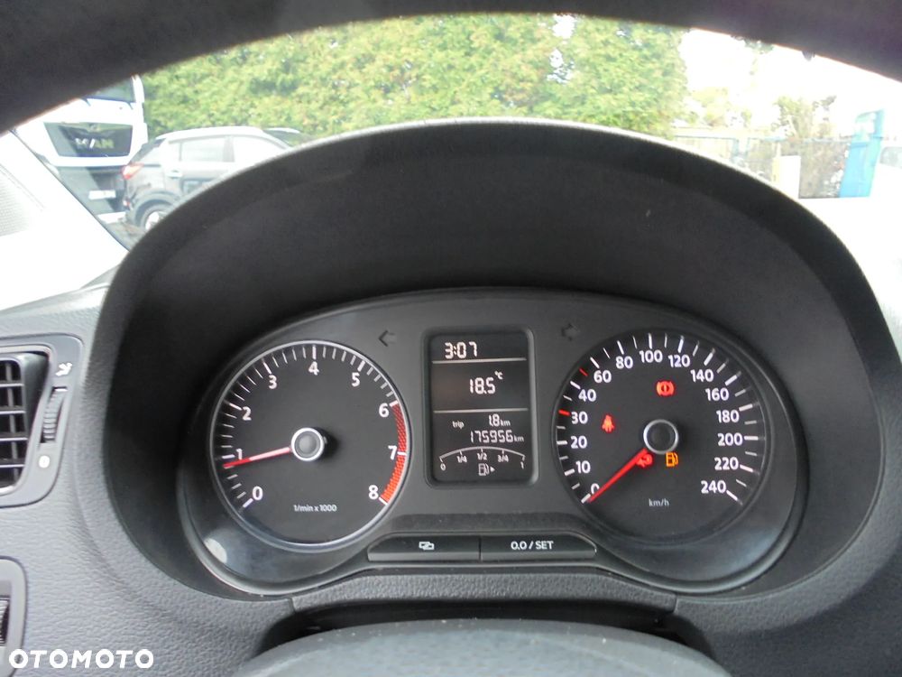 Volkswagen Polo 1.2 Team - 20
