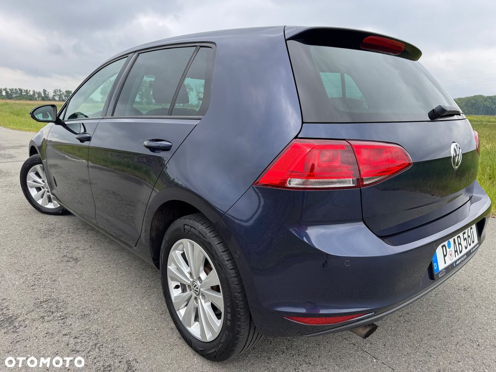 Volkswagen Golf 1.2 TSI BMT Comfortline - 4