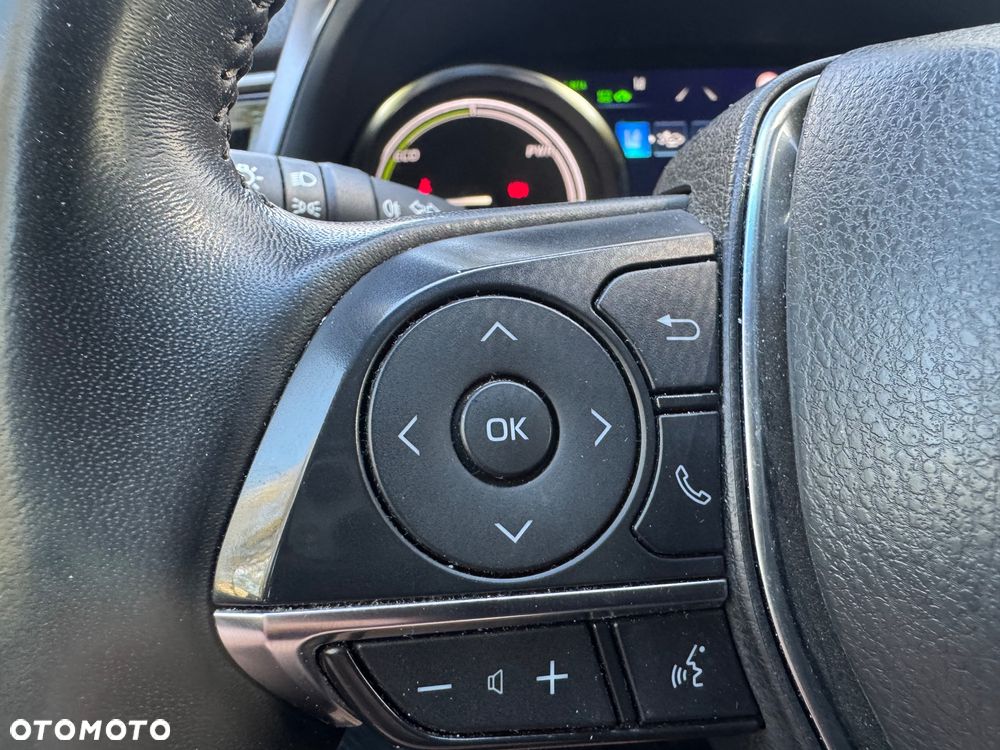 Toyota Camry 2.5 Hybrid Executive CVT - 22