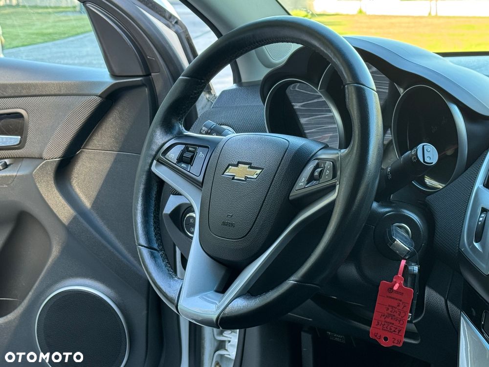 Chevrolet Cruze 1.8 LTZ - 31
