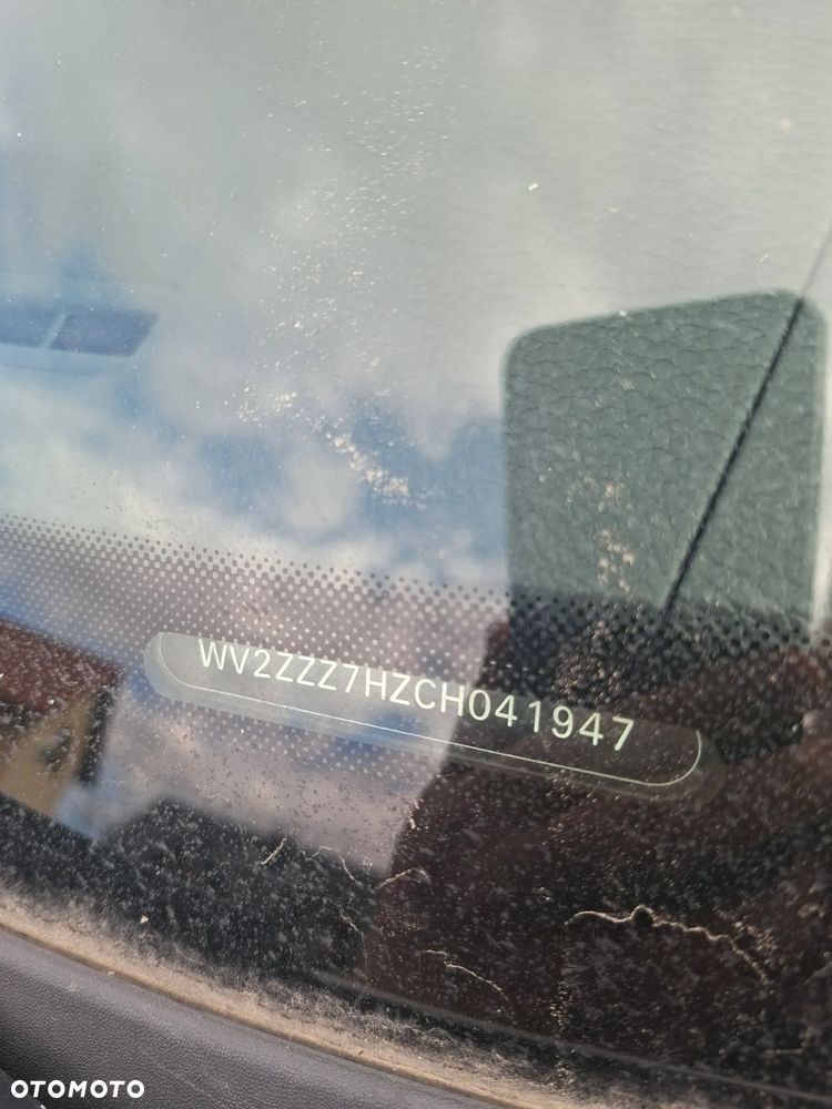 Volkswagen Multivan - 16