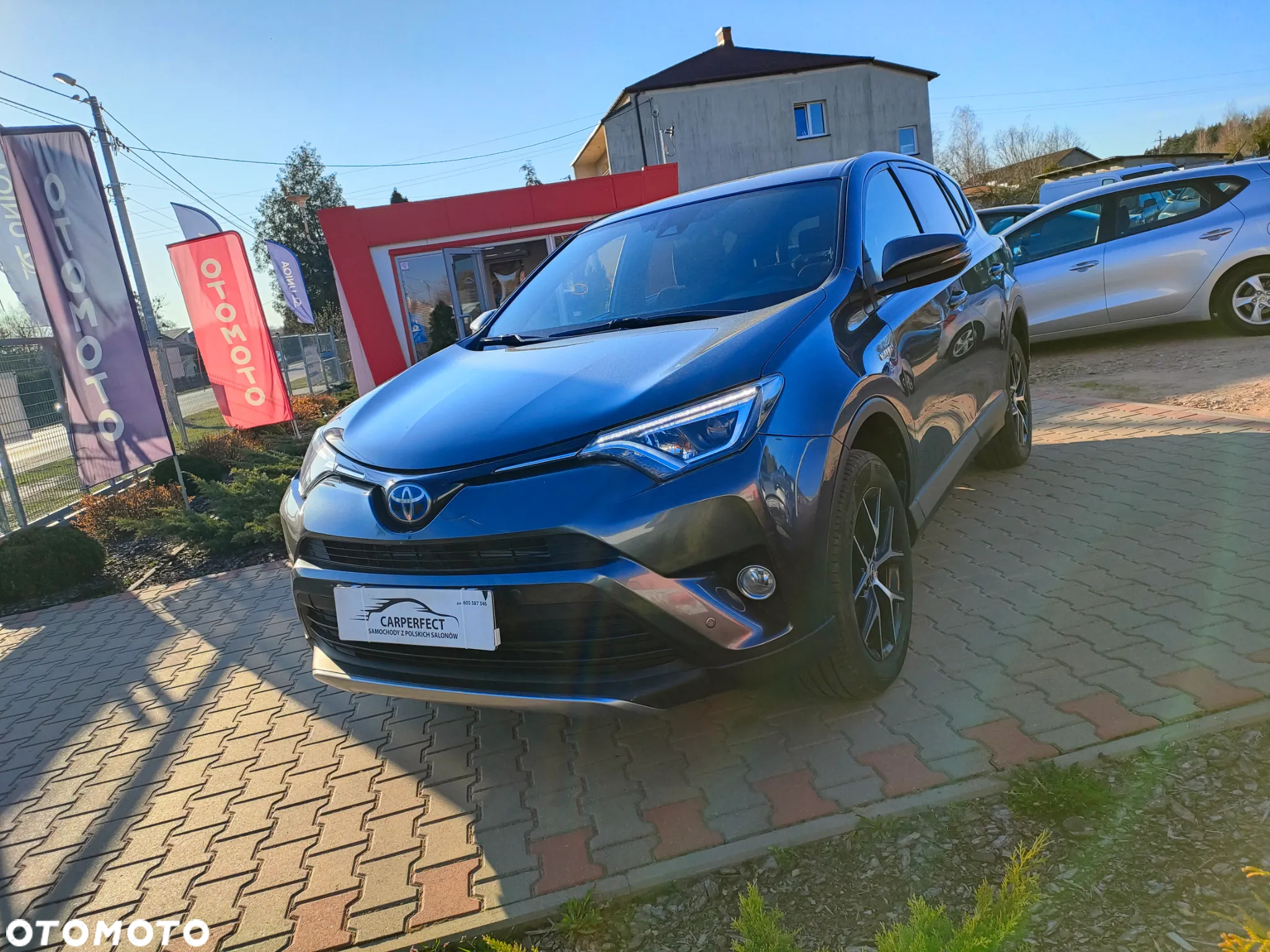 Toyota RAV4 Hybrid Premium 4x2 - 7