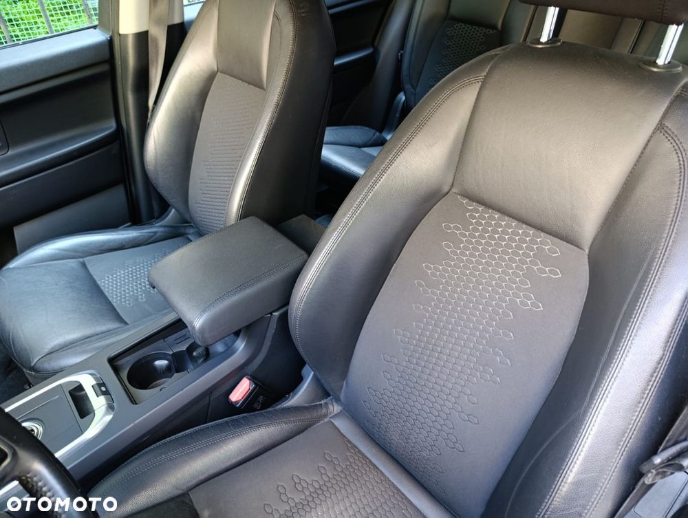 Land Rover Discovery Sport 2.0 TD4 Pure - 26