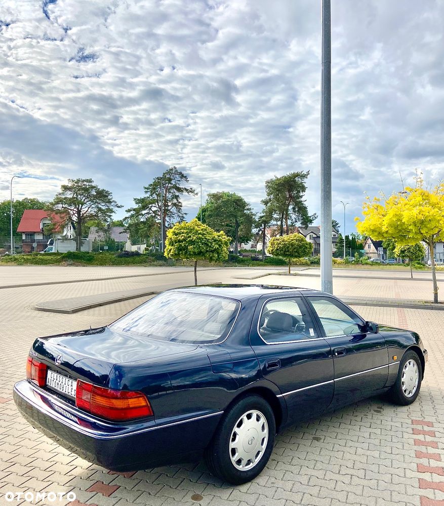 Lexus LS - 5