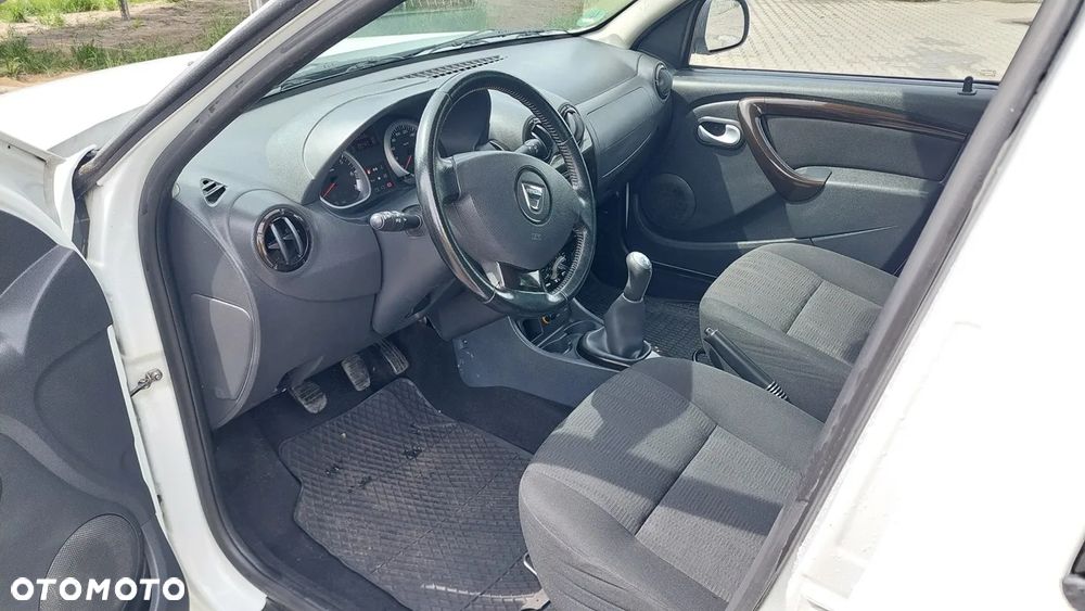 Dacia Duster - 8