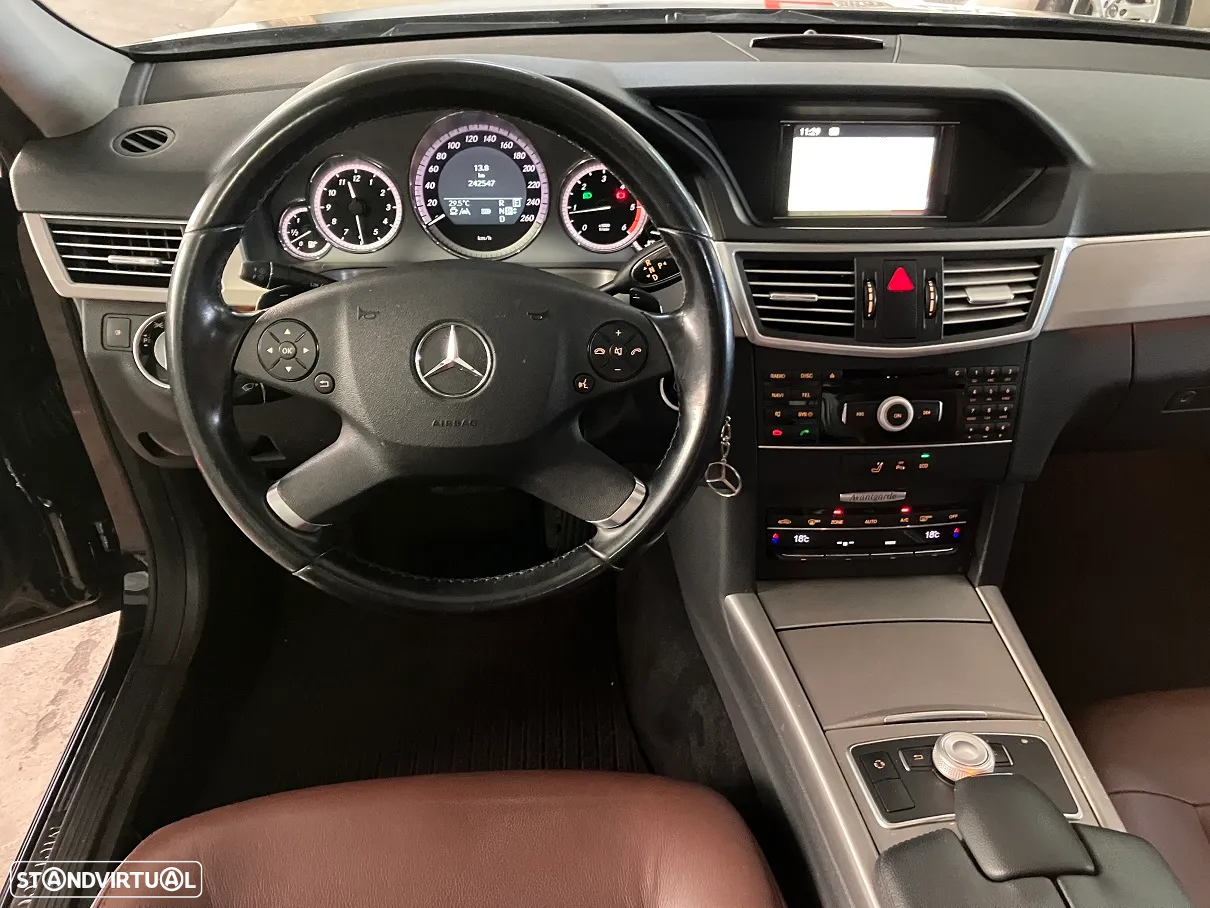 Mercedes-Benz E 250 CDi Avantgarde BE Auto. - 37