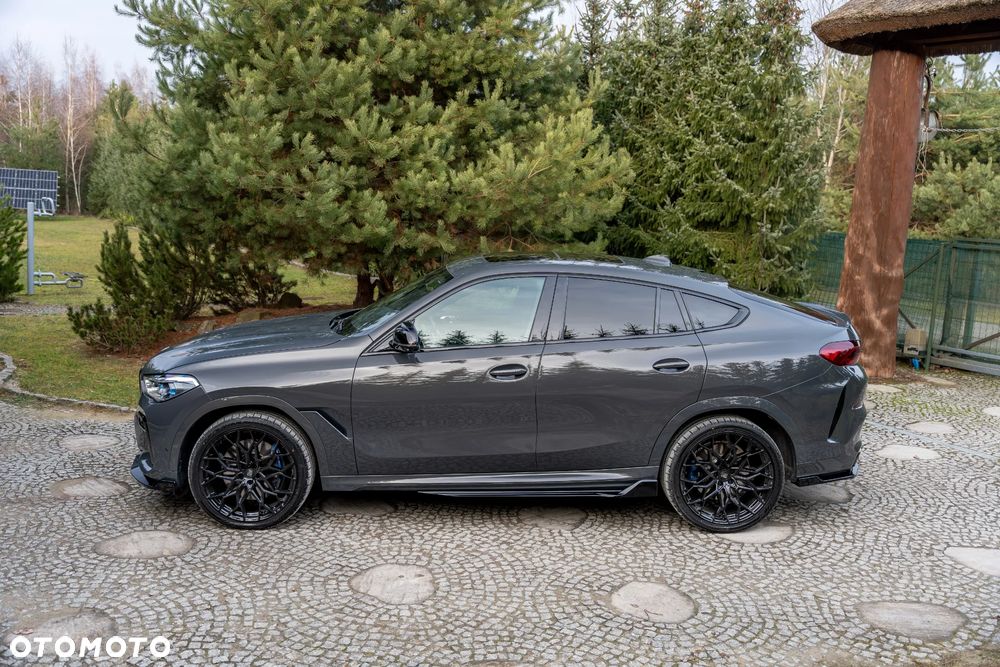 BMW X6 M50i - 20