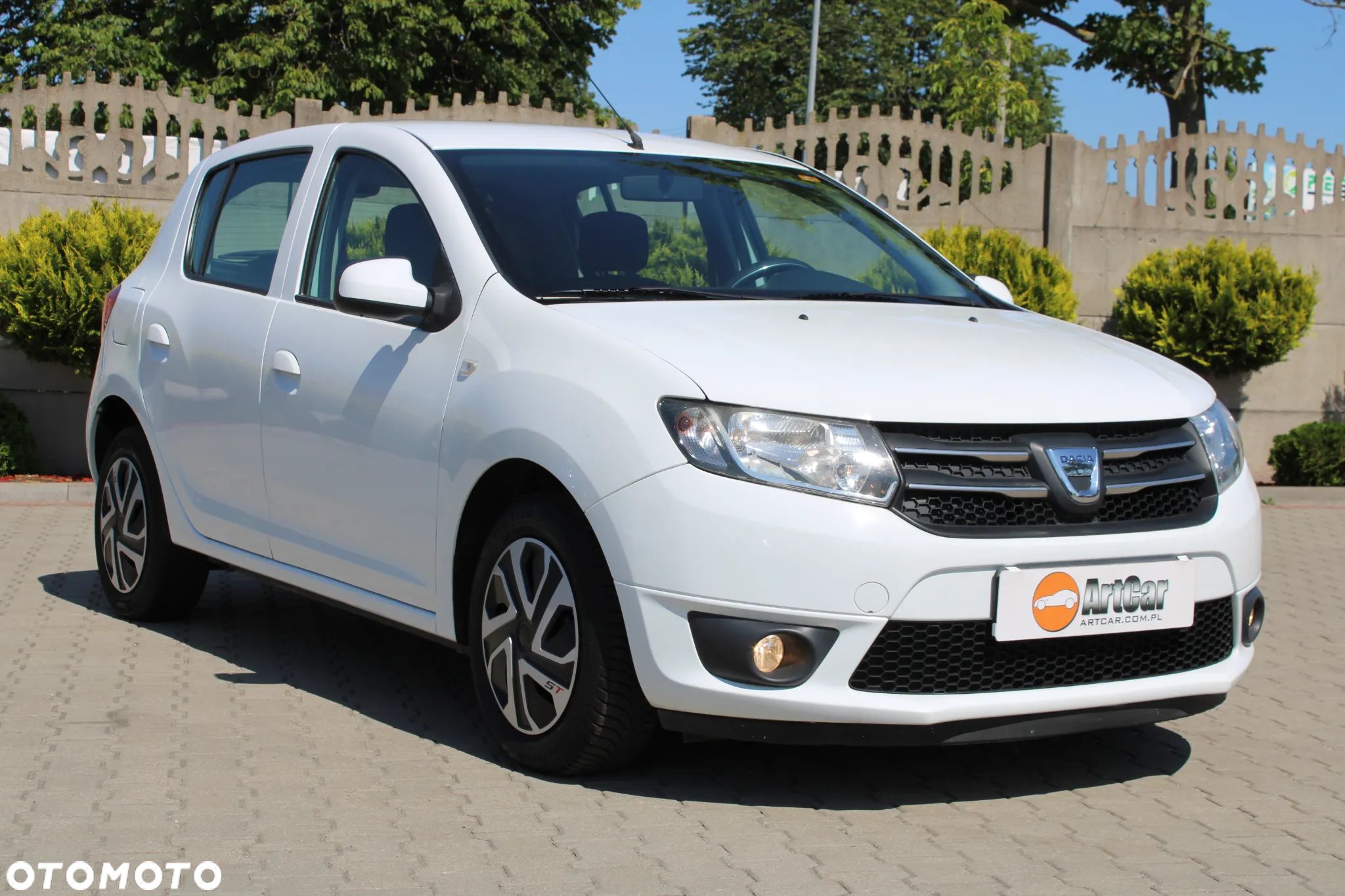 Dacia Sandero 1.2 16V 75 Ambiance - 1