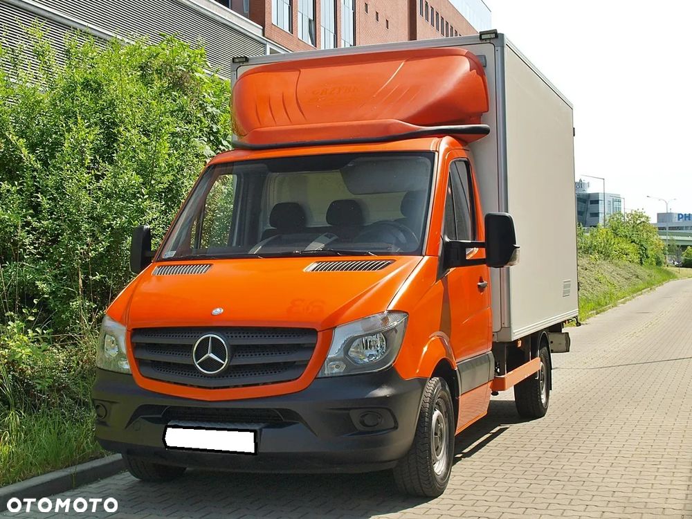 Mercedes-Benz Sprinter - 1