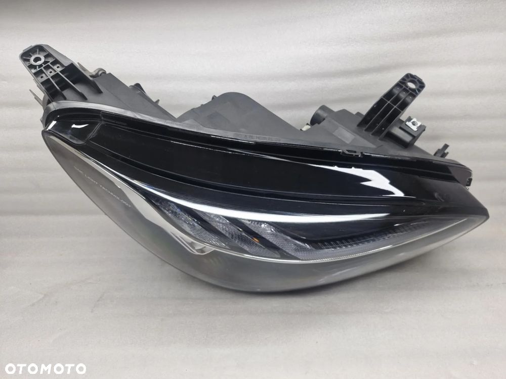 MG HS EHS FULL LED LAMPA LEWA/PRAWA PRZÓD KOMPLET 100-40160/100-40160 - 18