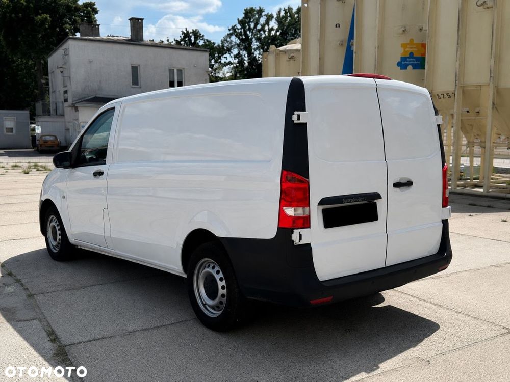 Mercedes-Benz Vito - 11