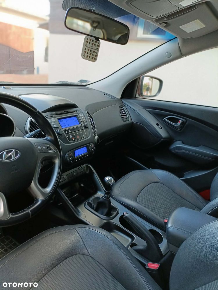 Hyundai ix35 1.7 CRDi Premium 2WD - 17