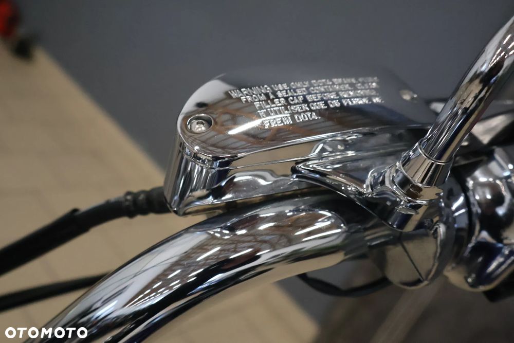 Yamaha XV - 11