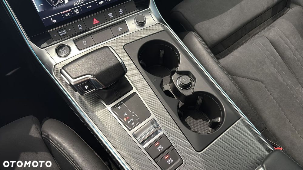 Audi A6 Allroad - 16