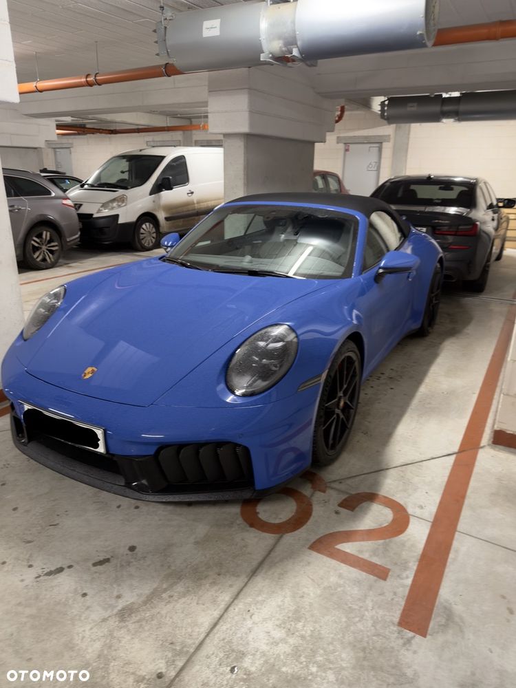 Porsche 911 Carrera T-Hybrid 4 GTS - 1