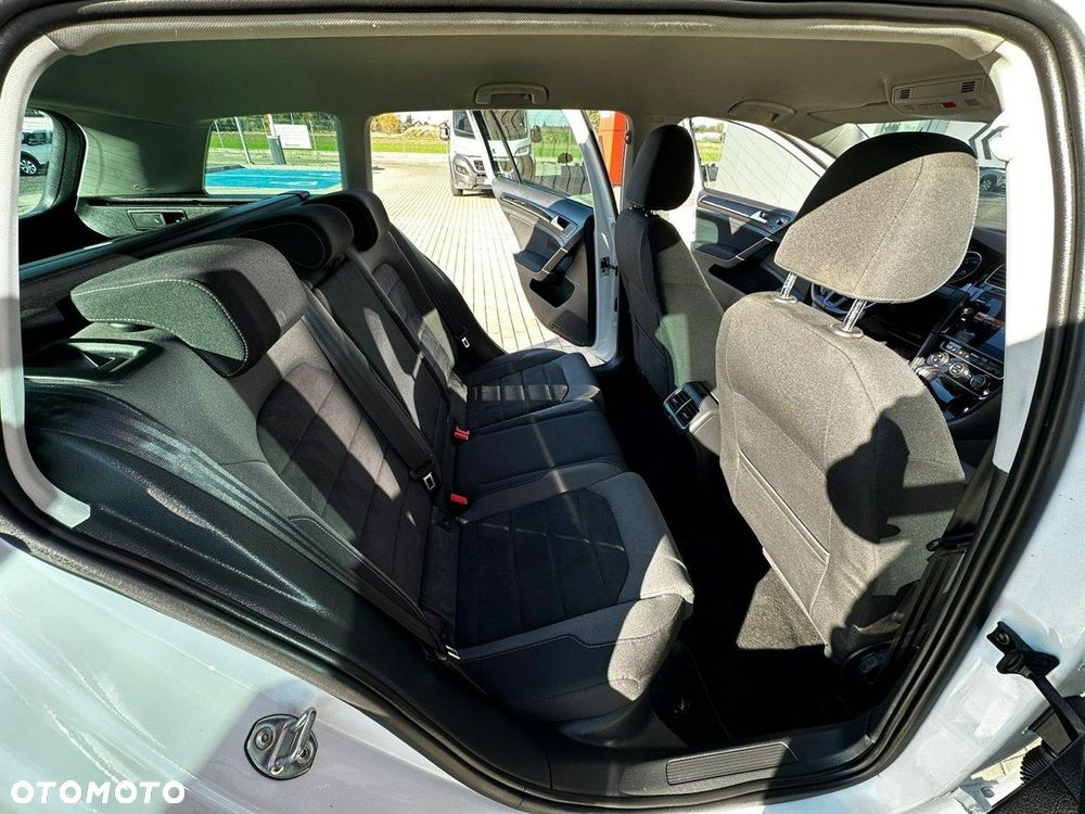 Volkswagen Golf VII 1.5 TSI BMT Evo Highline DSG - 15