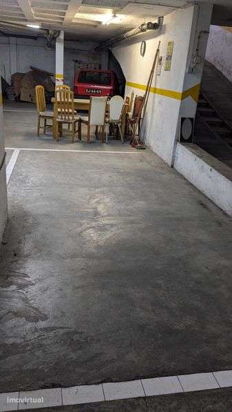 Alugo espaço de garagem ler anúncio - Grande imagem: 3/3
