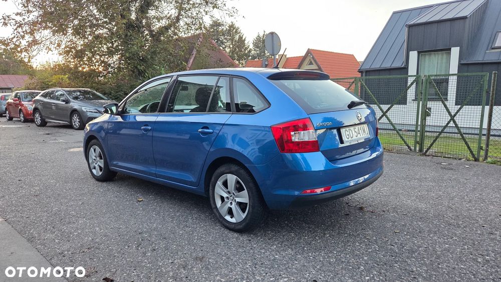 Skoda RAPID Spb 1.2 TSI Ambition - 15
