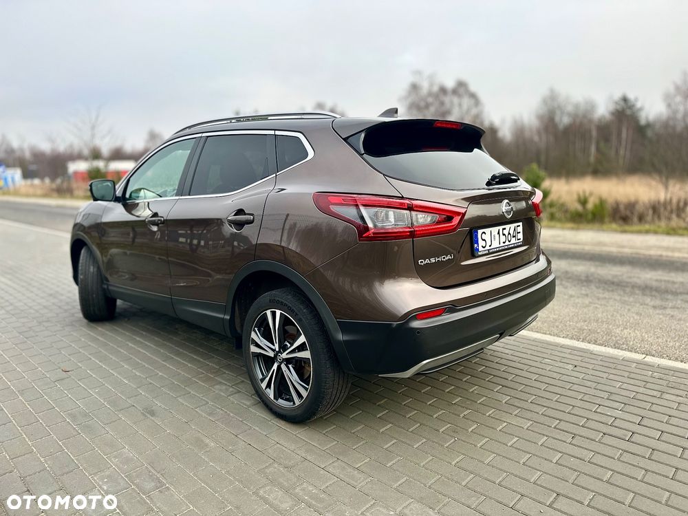 Nissan Qashqai 1.3 DIG-T N-Connecta DCT - 4