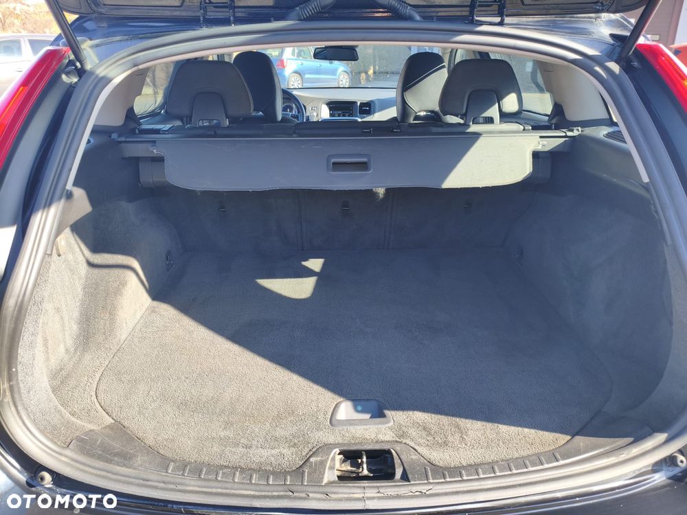 Volvo V60 - 16