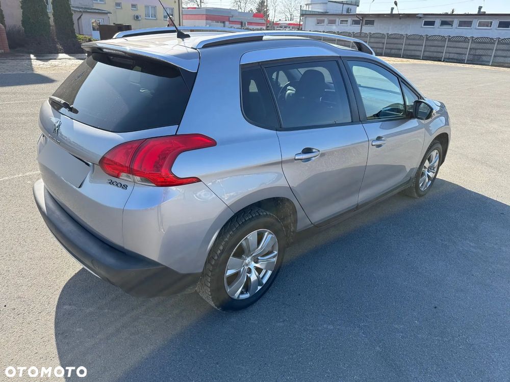 Peugeot 2008 - 4