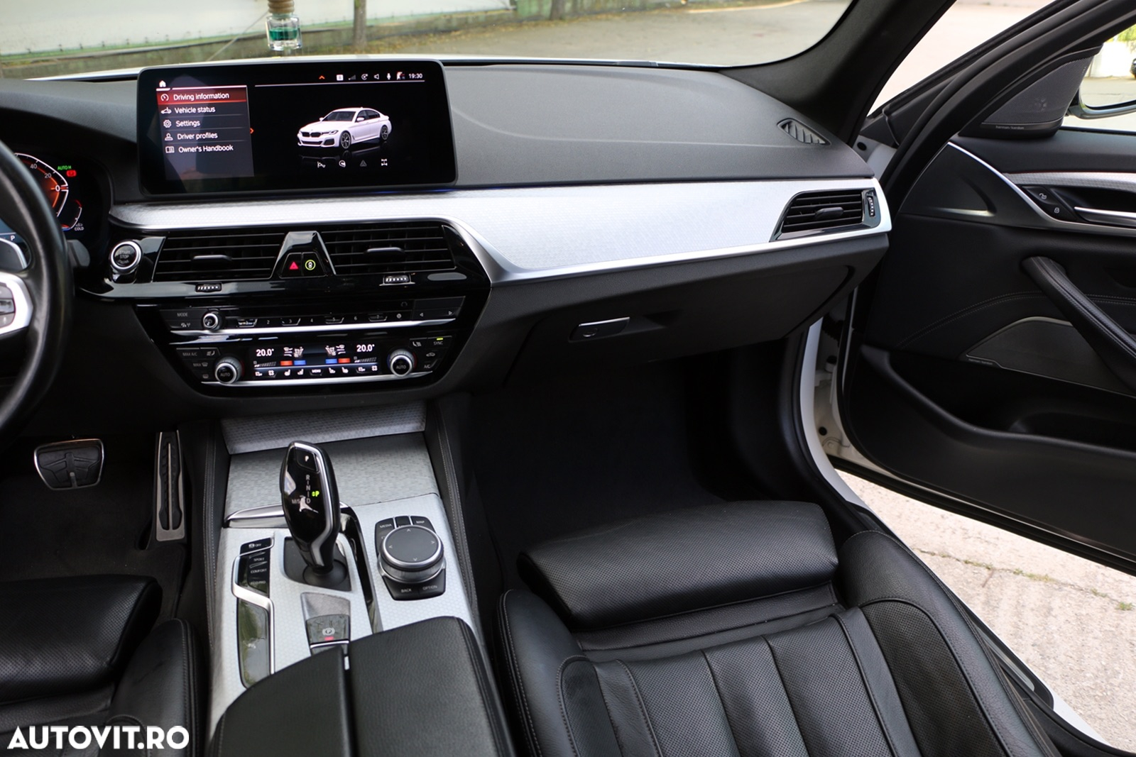 BMW Seria 5 520d xDrive AT MHEV - 15