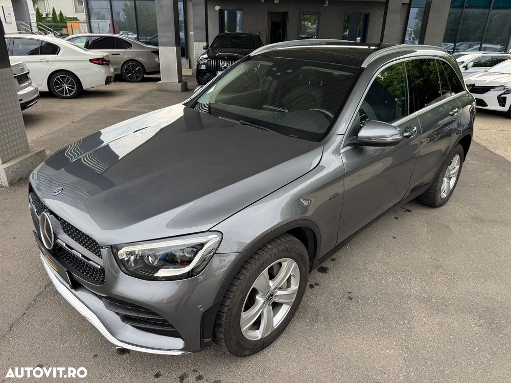 Mercedes-Benz GLC 300 de 4Matic 9G-TRONIC AMG Line - 12