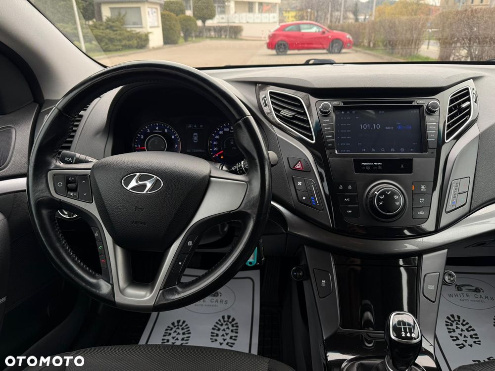 Hyundai i40 Kombi 1.6 Classic - 28