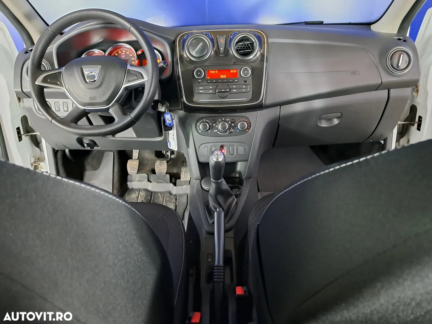 Dacia Logan - 12