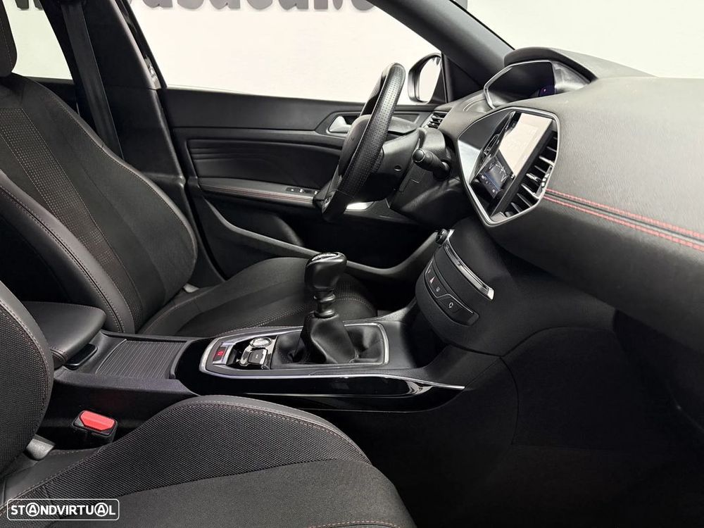 Peugeot 308 1.2 PureTech GT Line - 11