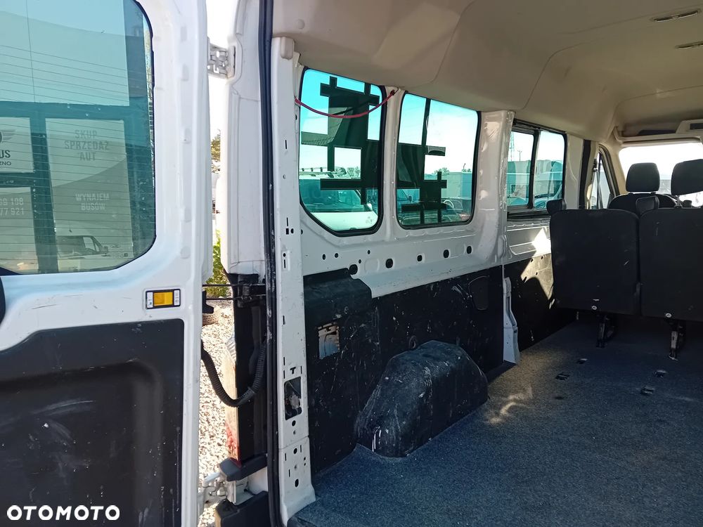 Ford Transit - 11