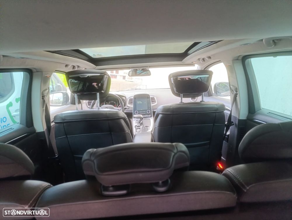 Renault Espace 1.6 dCi Initiale Paris EDC - 11