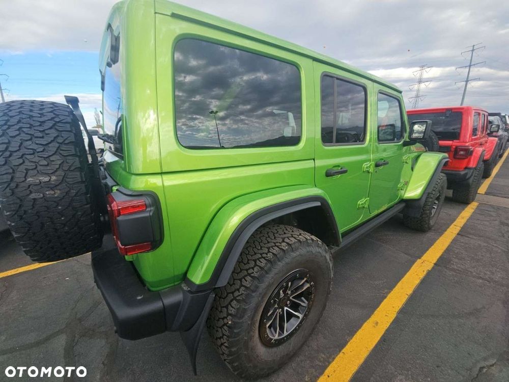 Jeep Wrangler - 5