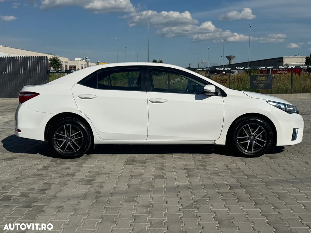 Toyota Corolla 1.6 Valvematic Life Plus - 8