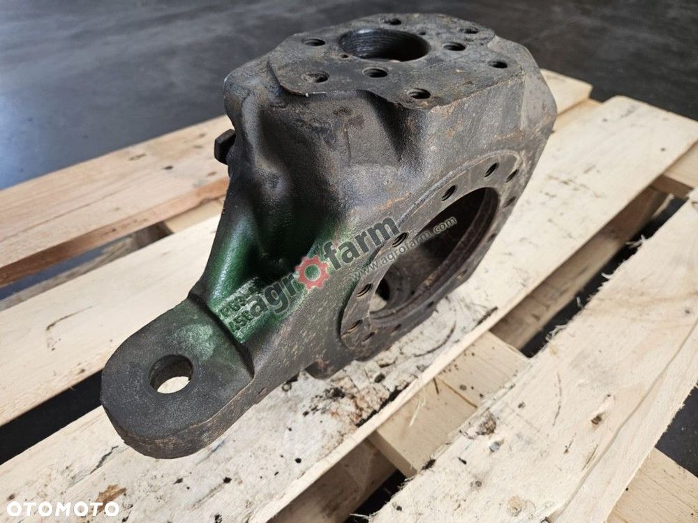 Zwrotnica LH FWD Case 533, 633, 733, 833 - 1