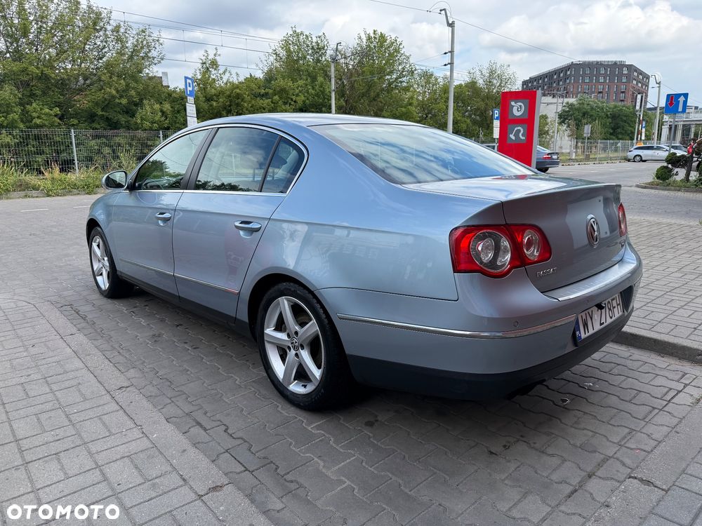 Volkswagen Passat 1.8 TSI Comfortline - 8