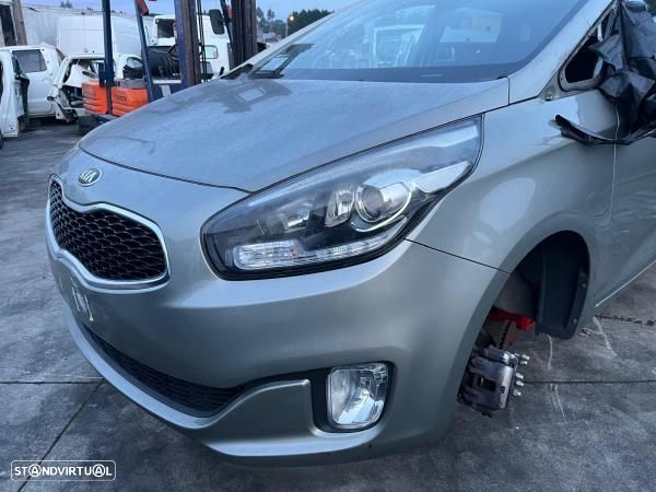 Frente Completa Kia Carens Iv - 3