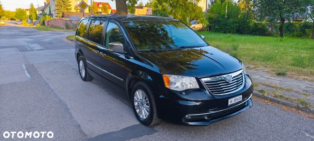 Lancia Voyager - 9