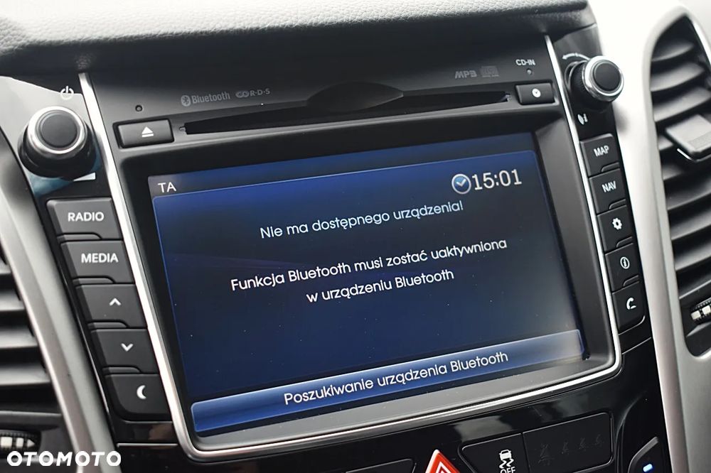 Hyundai i30 i30cw 1.6 CRDi Fifa World Cup Edition - 27