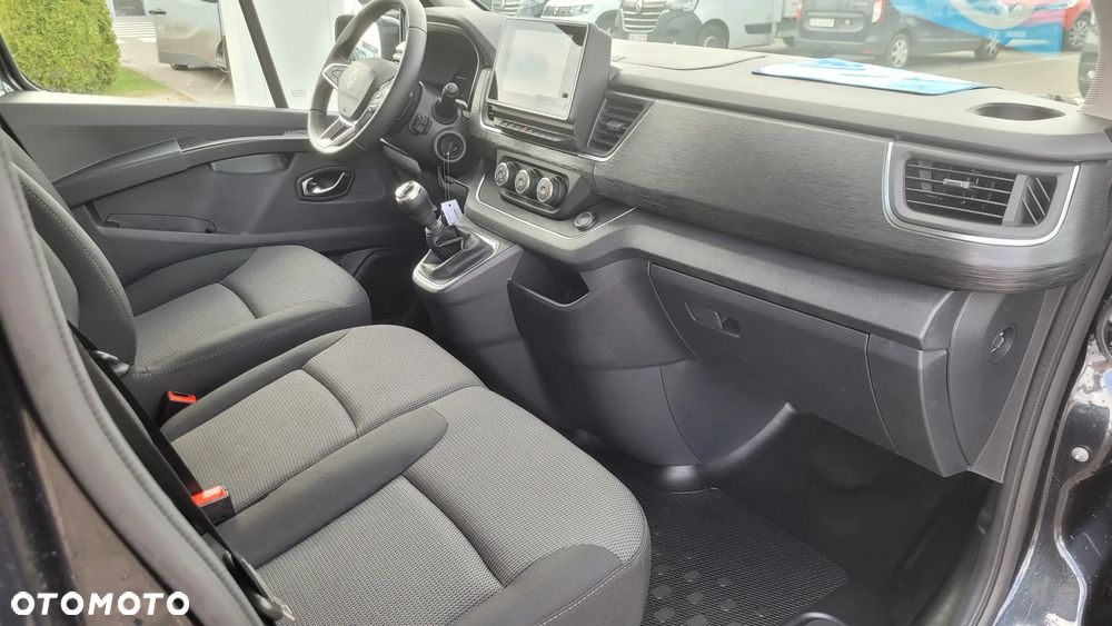 Renault Trafic - 6