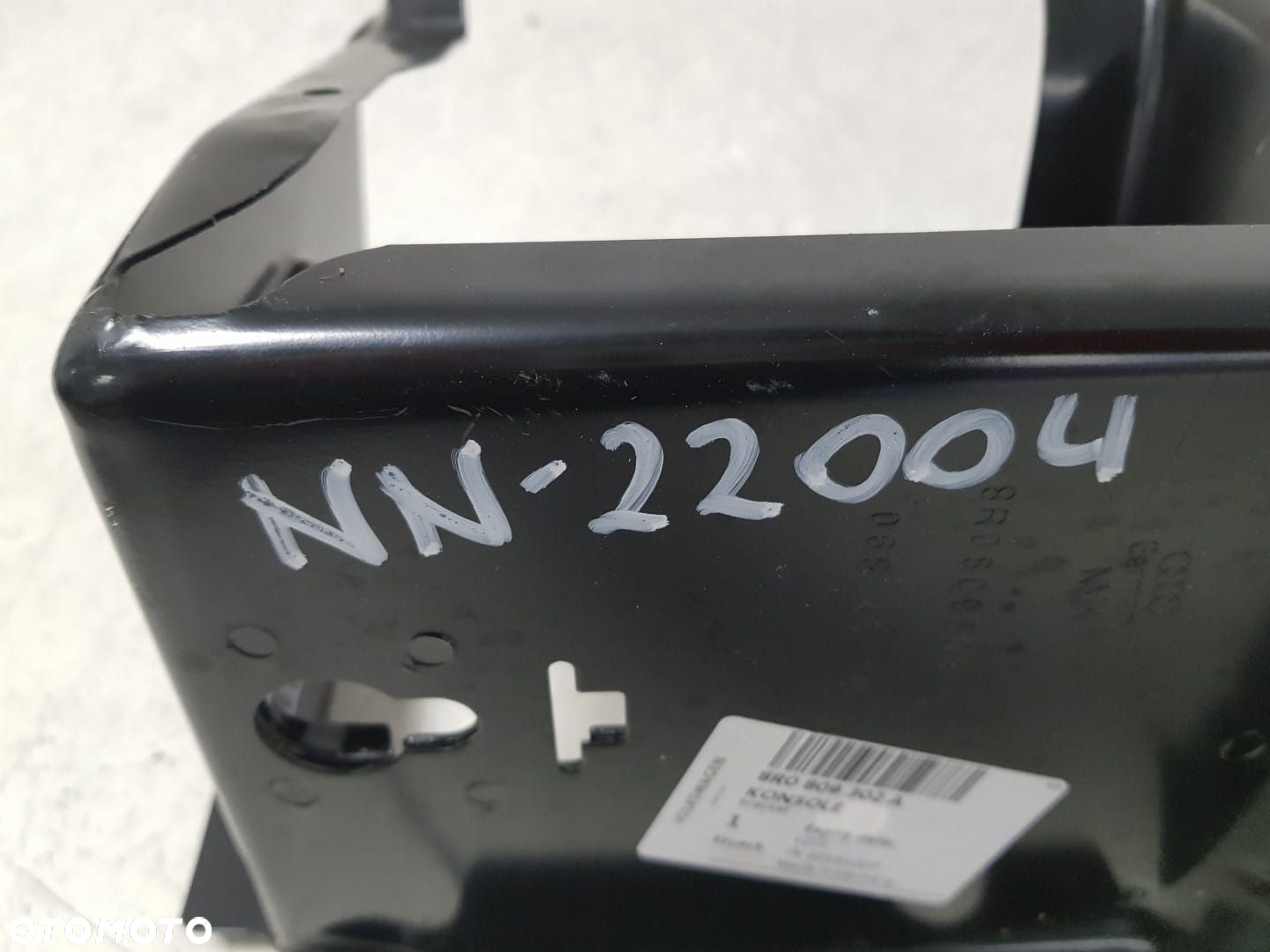 NOWE TYLNY WZMOCNIENIE PRAWE NADKOLA WNĘKI KOŁA  AUDI Q5 09-17 8R0809302A 8R0809508 - 7