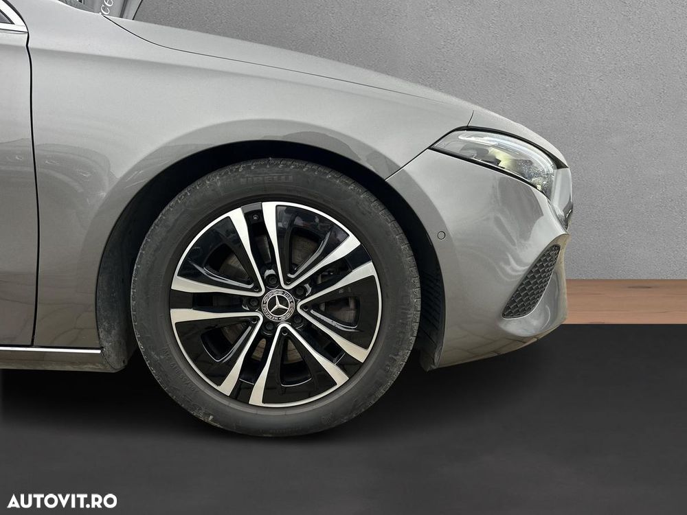 Mercedes-Benz A 220 4MATIC Aut. - 11