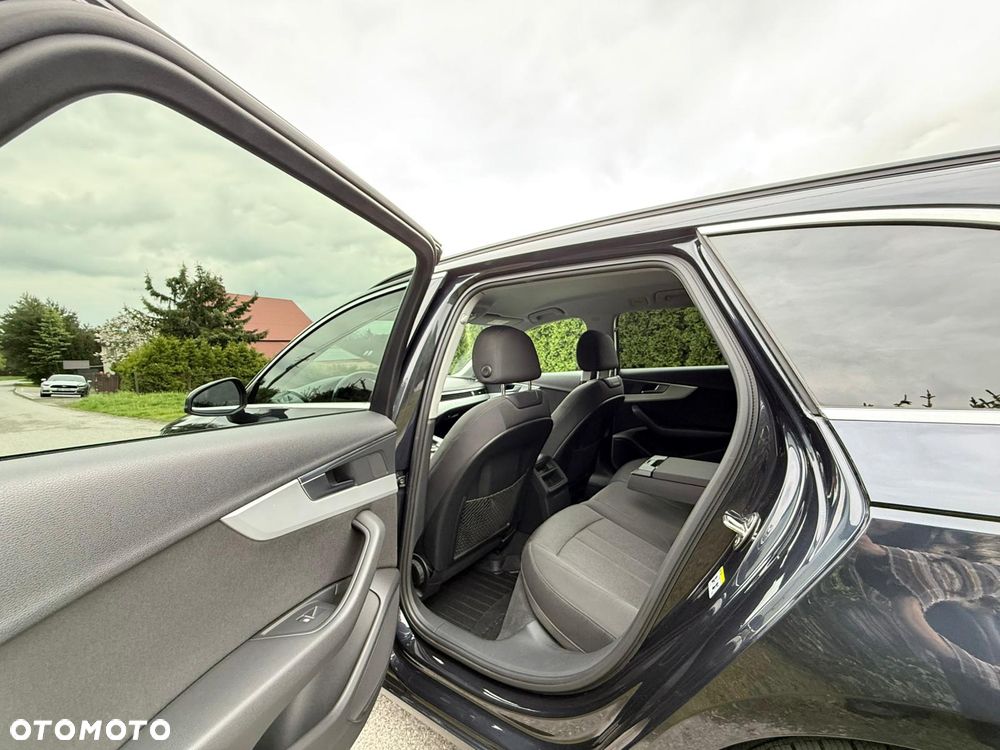 Audi A4 Avant 2.0 TDI S tronic quattro - 16