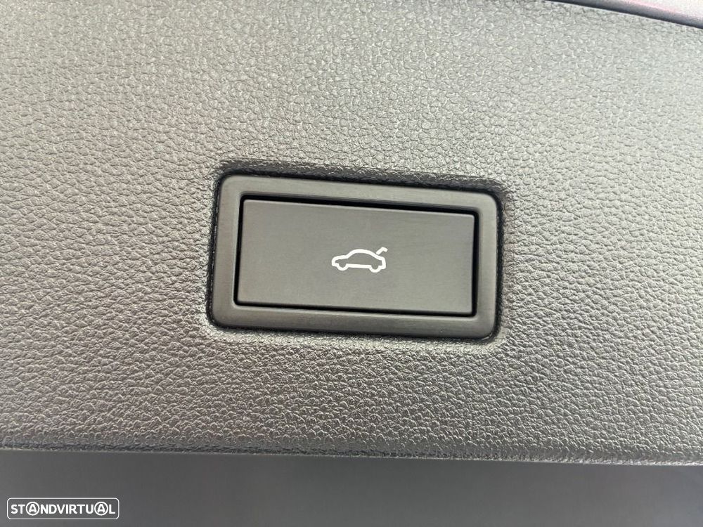 VW T-Roc 1.5 TSI R-Line DSG - 17