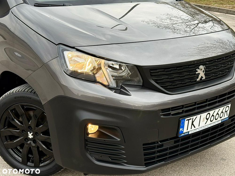 Peugeot Partner 1.5 130KM Automat 3 Osobwy Salon Polska Bezwypadkowy FVAT23% - 9