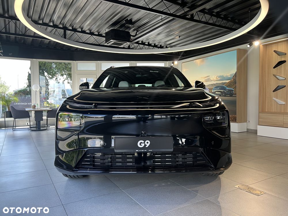 XPeng G9 - 4
