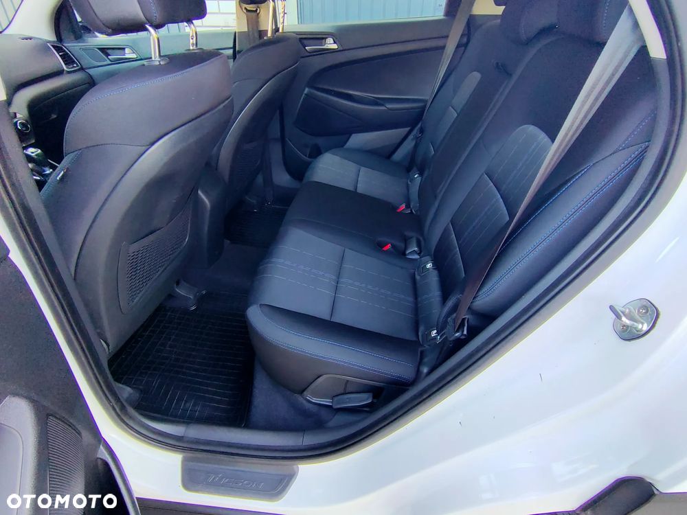 Hyundai Tucson blue 1.6 GDi 2WD Navi - 13