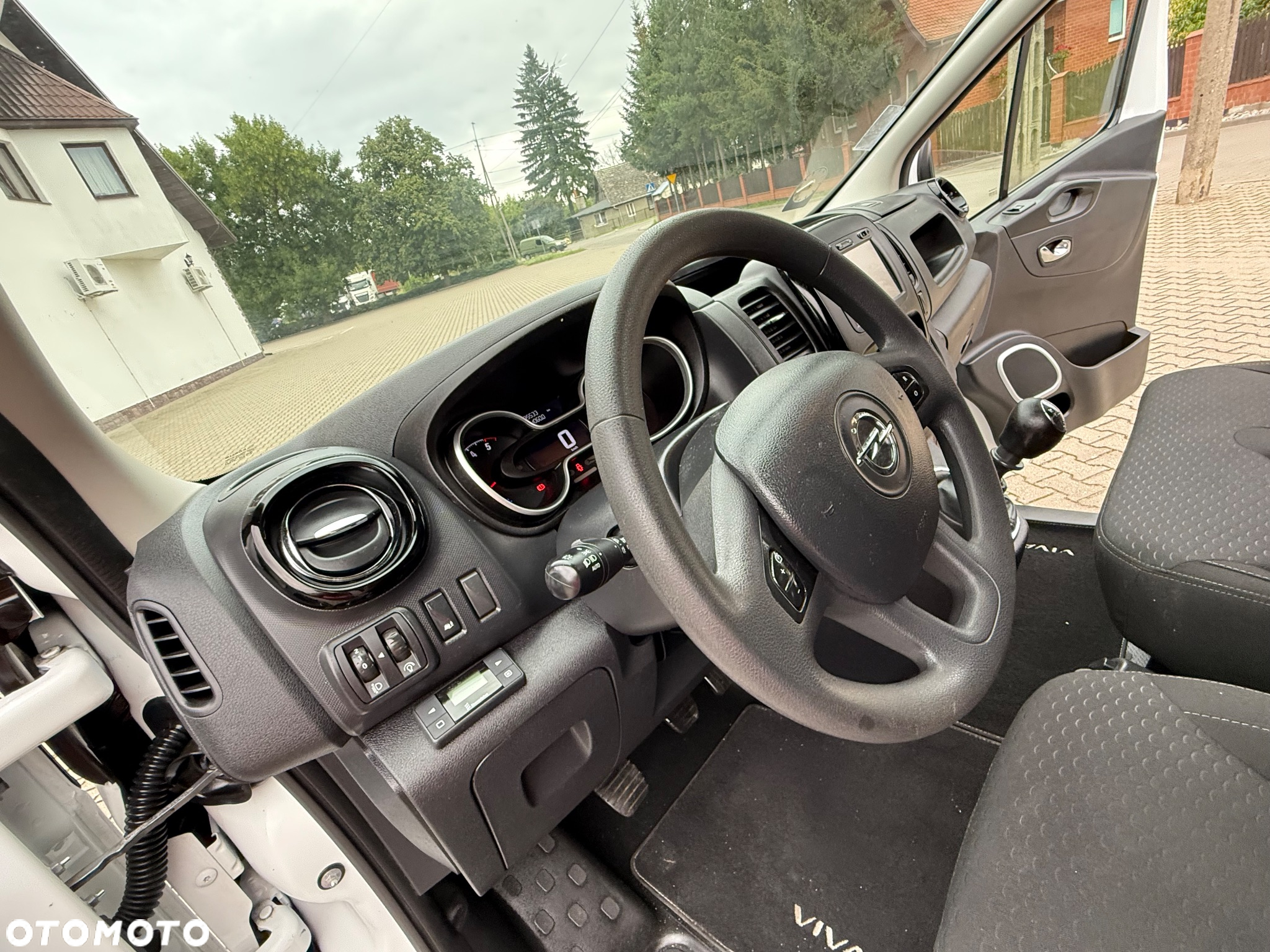 Opel Vivaro Long Serwis Klima Navi Webasto - 37